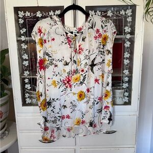 Old Navy Floral Blouse in White